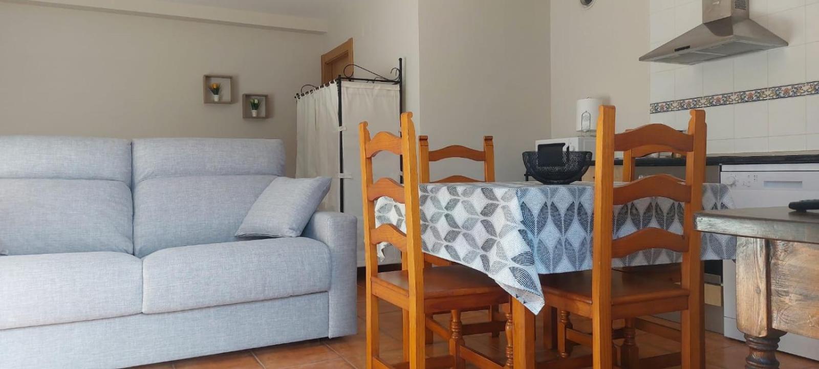 Cuzcurrita-Río Tirón Apartamentos Virgen De Tironcillo מראה חיצוני תמונה